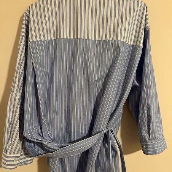 Zara Women’s Blue and White Striped Peoni Shirt Size XSMALL - Picture 5 of 7